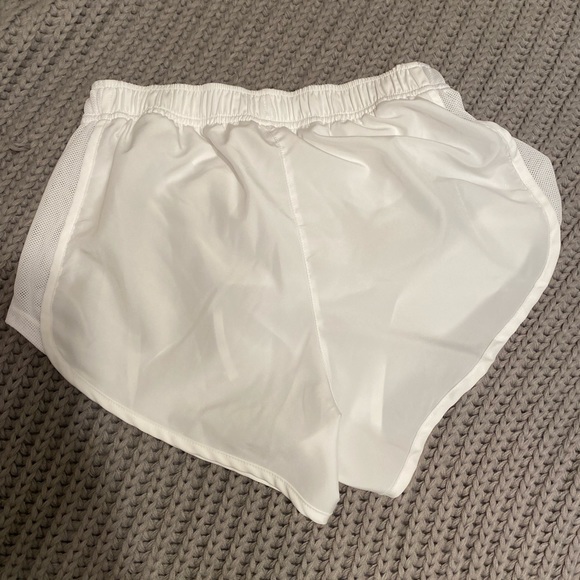 Nike running short White - Picture 2 of 4